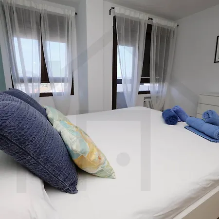 Campoamor Centro - Coqueto Con Wifi *