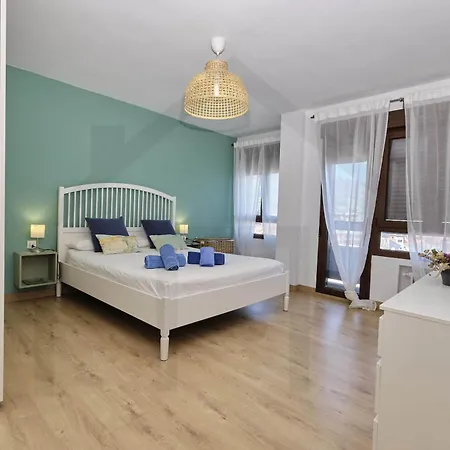 Campoamor Centro - Coqueto Con Wifi.