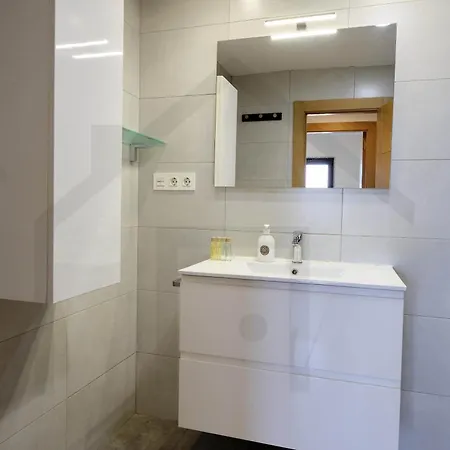 Campoamor Centro - Coqueto Con Wifi. 아파트
