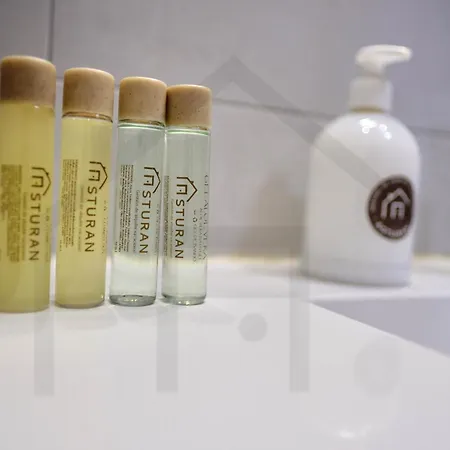 Campoamor Centro - Coqueto Con Wifi. * Oviedo