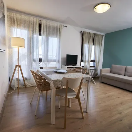 Campoamor Centro - Coqueto Con Wifi