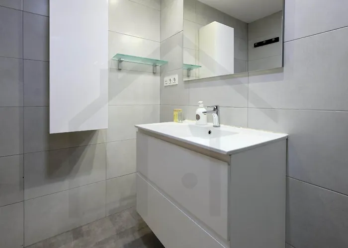 Campoamor Centro - Coqueto Con Wifi. Apartamento