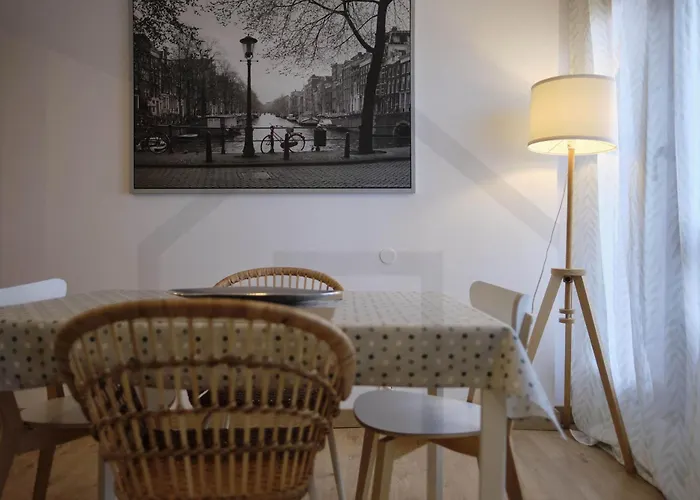 Campoamor Centro - Coqueto Con Wifi. Oviedo