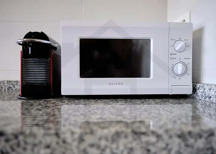 Campoamor Centro - Coqueto Con Wifi. *