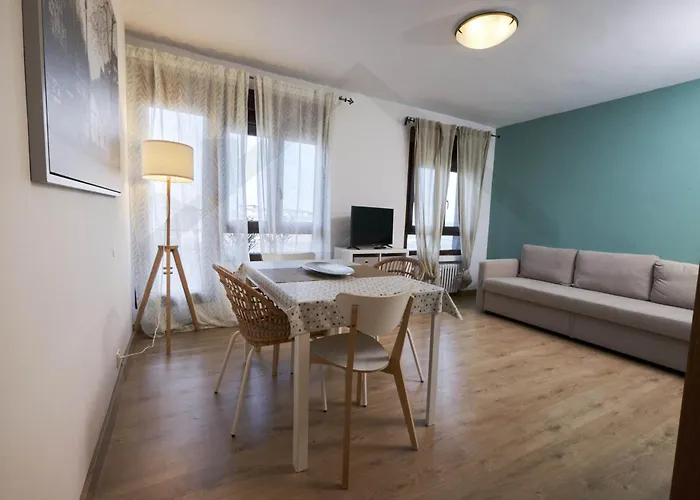 Campoamor Centro - Coqueto Con Wifi.