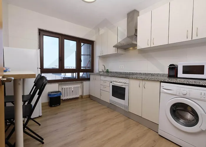 Campoamor Centro - Coqueto Con Wifi. * Oviedo